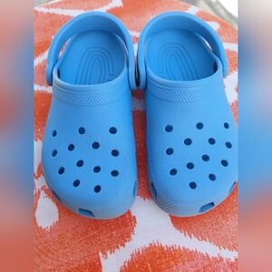 Kids(little boy) Crocs, Clogs, size j4(US4), light blue, GUC